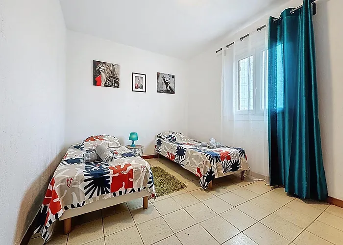 Maison Avec Jardin Privatif A 3km Des Plages